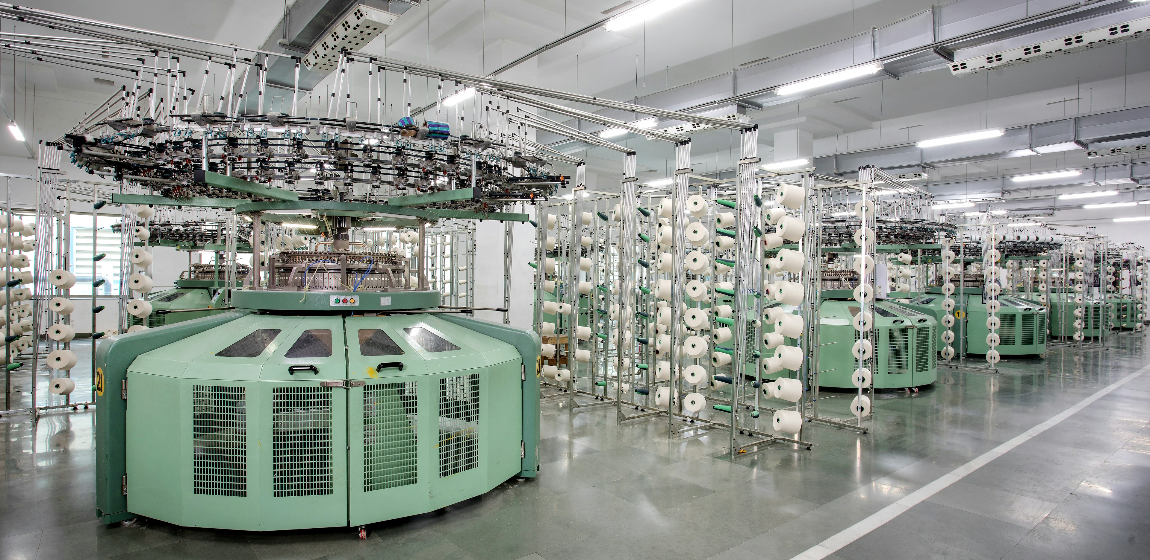 Hero Background Tuyển dụng Background